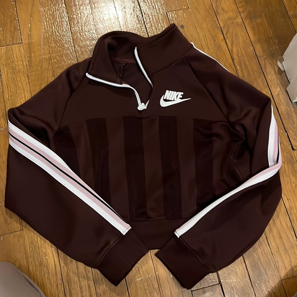 Nike maroon cropped quarter zip
